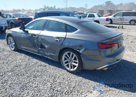 2024 Audi A5 Sportback Premium Plus 45 Tfsi Quattro S Tronic z USA, uszkodzony, nr VIN WAUFACF50RA075605